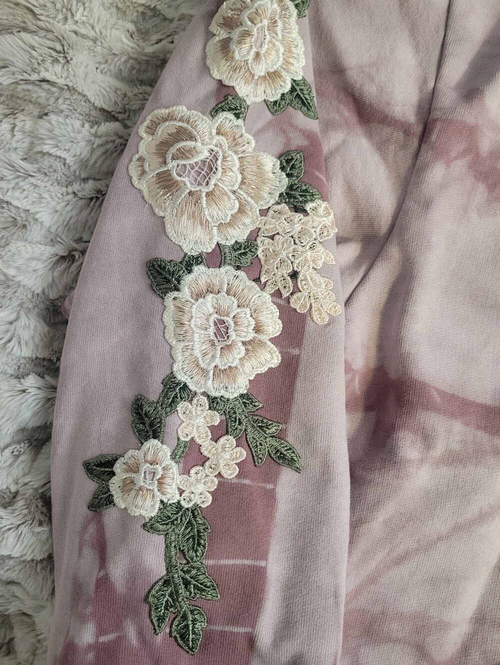 Civil Regime Embroidered Rose Hoodie Size Large NWT - Picture 3 of 7